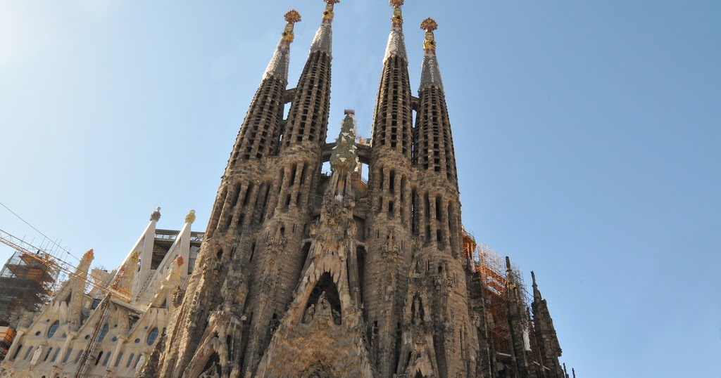 Top 5 Places to Visit in Barcelona Yes to Travel