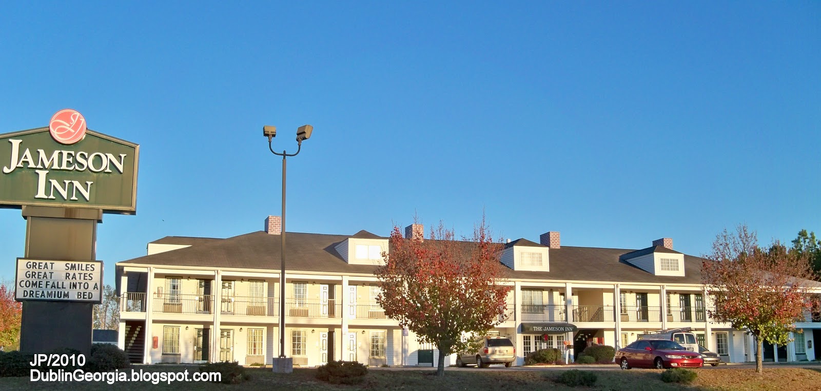 DUBLIN Laurens Restaurant Attorney Dr.Hospital Bank Hotel City