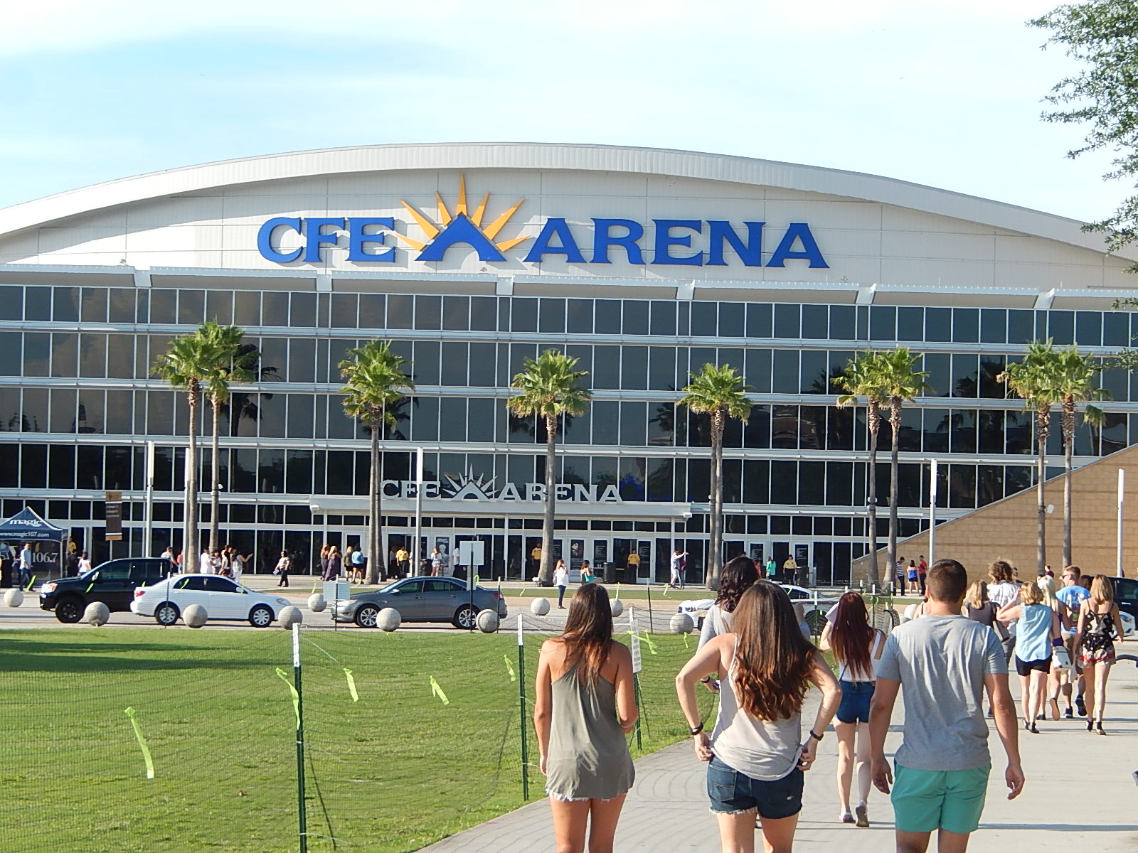 Save Pleasure Island Blog Concert Report Ellie Goulding (CFE Arena)